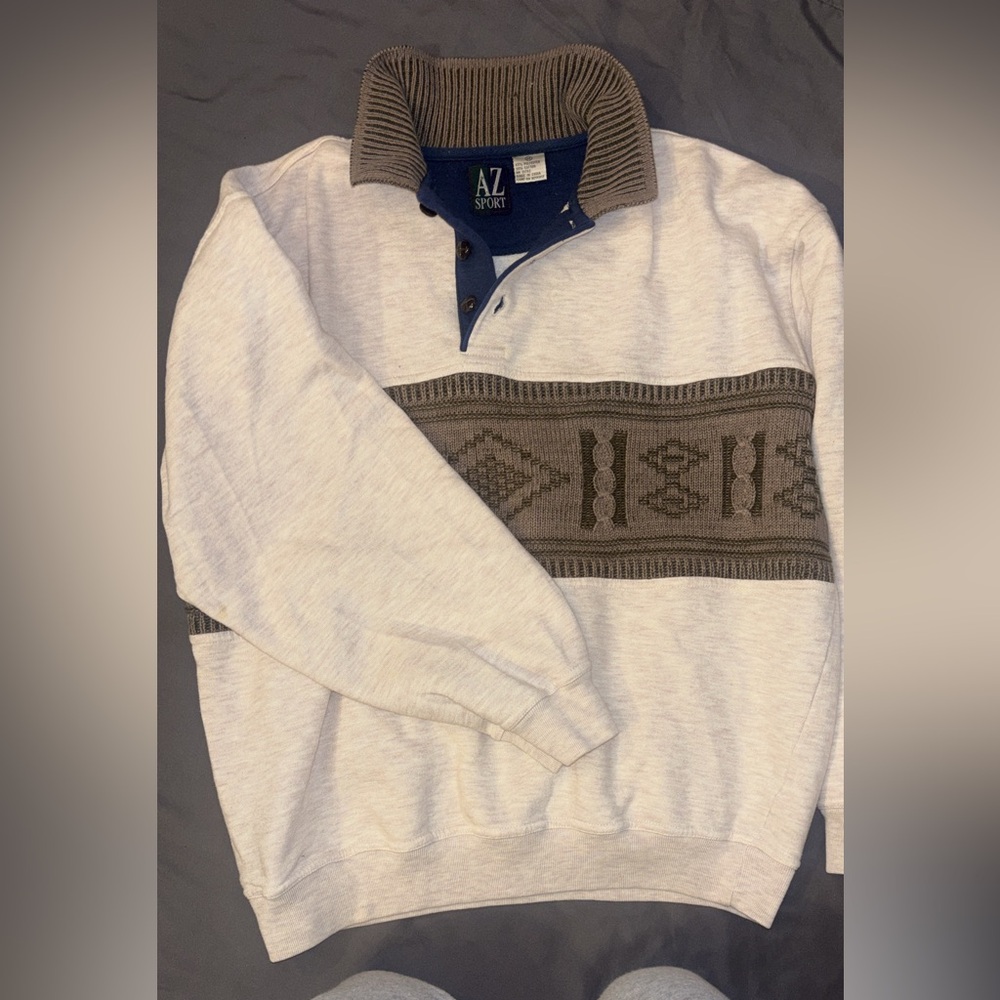 Vintage AZ Sports Crewneck Sweater with Patterned Chest